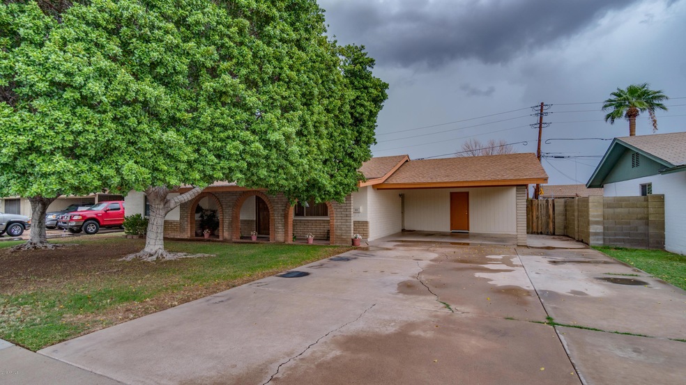 1850 E 8th Ave-1