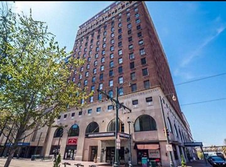 109 N Main St unit 708, Memphis, TN 38103 - photo 1