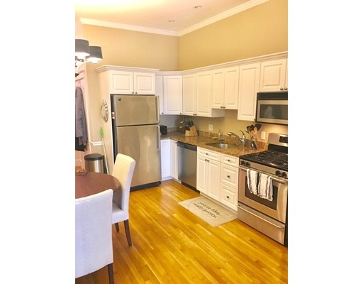 439 W 4th St unit 1, Boston, MA 02127 - photo 1