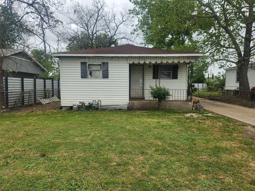 9212 Weedy Ln, Houston, TX 77093 - photo 1