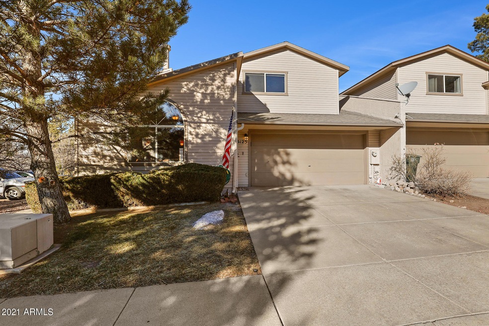 3125 Kyle Loop-001