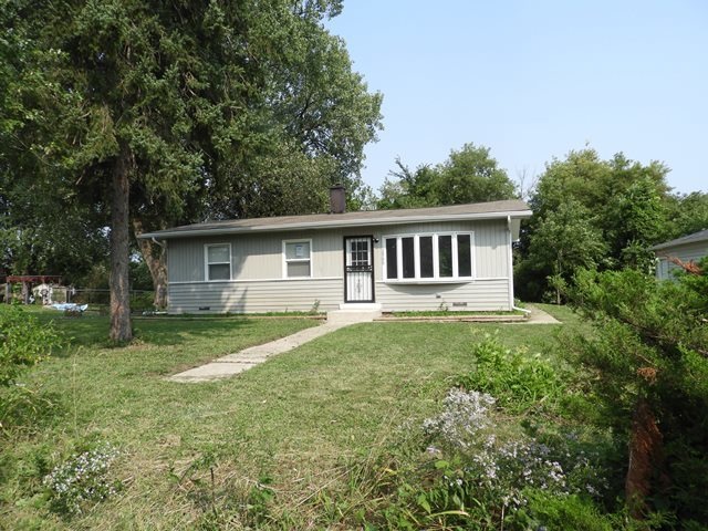12790 W Brooke Ave, Waukegan, IL 60087 - photo 1