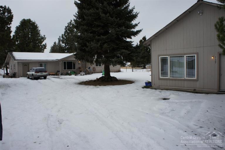 61507 Brosterhous Rd, Bend, OR 97702 - photo 1