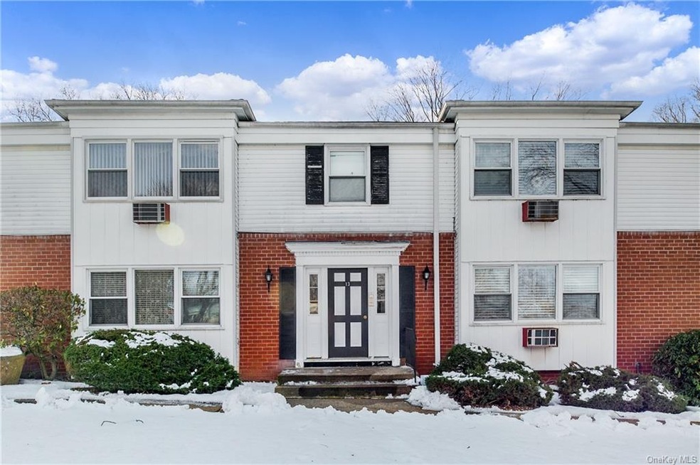 13 Revere Ct unit 2506, Suffern, NY 10901 - photo 1