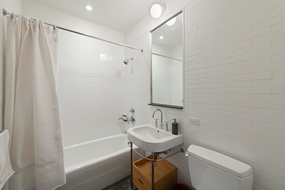 Sold $2,250,000 • Co-Listing Agent