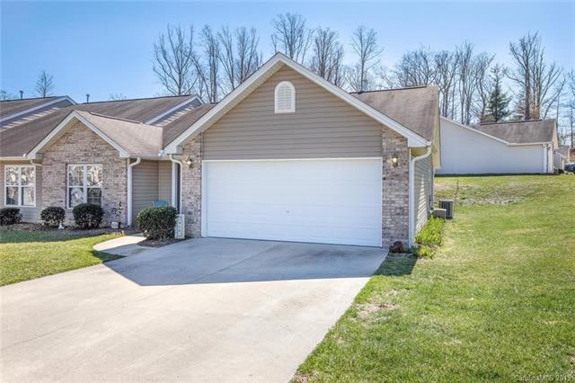 Brick and vinyl exterior, double car garage