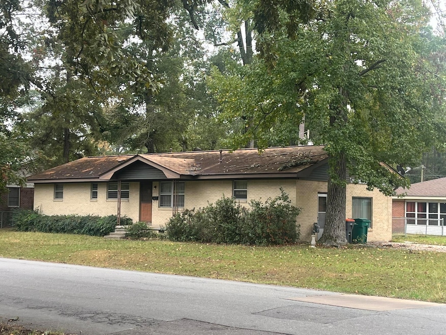 1604 W 31st Ave, Pine Bluff, AR 71603 - photo 1