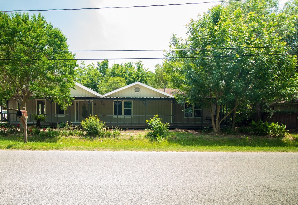 9750 Deer Trail Dr, Houston, TX 77038 - photo 1