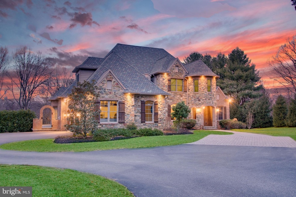 12416 Happy Hollow Rd, Cockeysville, MD 21030 - photo 1