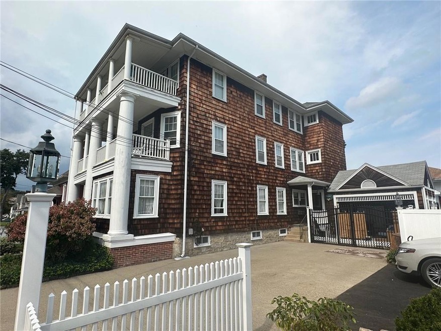 203 Summer St, Woonsocket, RI 02895 - photo 1