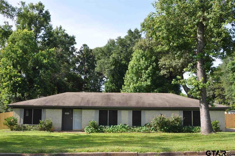 7618 Brookhollow Dr, Tyler, TX 75707 - photo 1