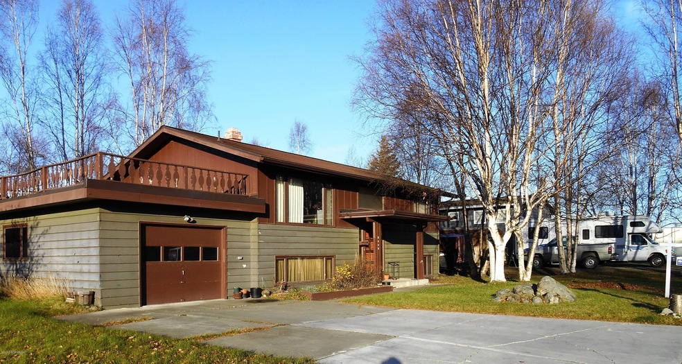 4112 Irene Dr, Anchorage, AK 99504 - photo 1