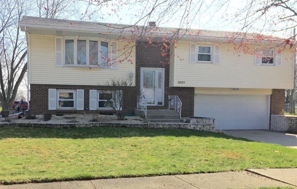 9331 Garfield Ct, Crown Point, IN 46307 - photo 1