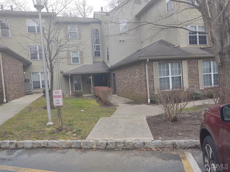 6142 Cedar Ct unit 61, Monmouth Junction, NJ 08852 - photo 1