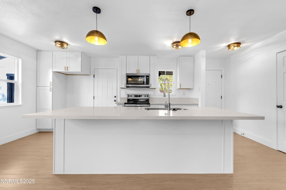 Under Contract $430,000