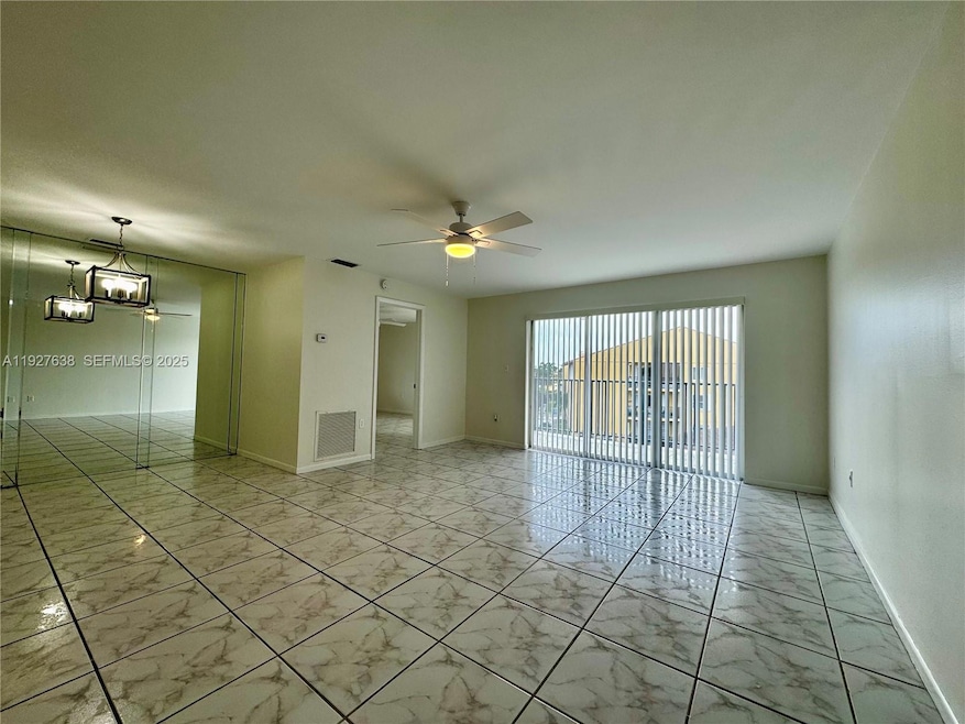 15430 SW 82nd Ln unit 631, Miami, FL 33193 - photo 1