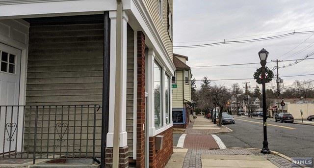 32 Central Ave unit A, Midland Park, NJ 07432 - photo 1