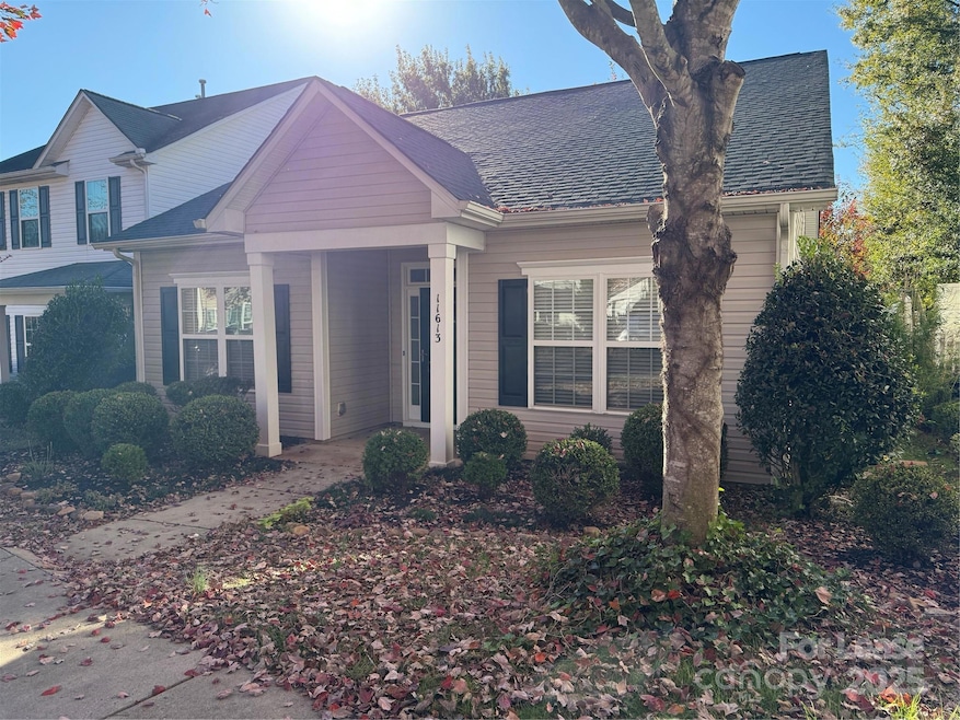 For Rent $1,900/month