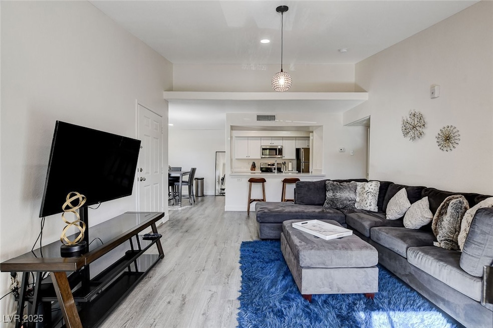 For Rent $1,895/month