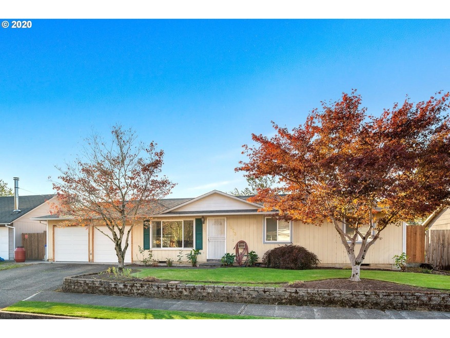 1373 NE Village Squire Ct, Gresham, OR 97030 - photo 1