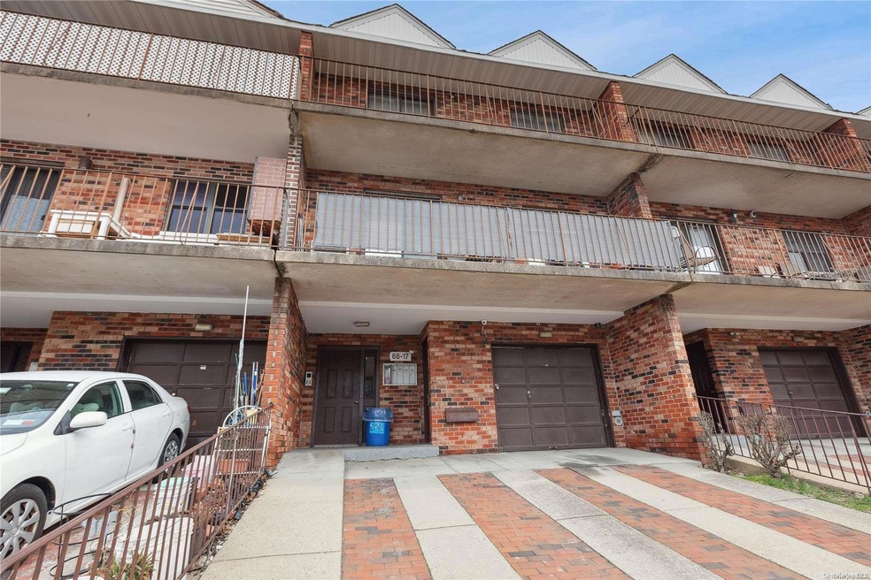 68-17 242nd St unit 35A, Douglaston, NY 11362 - photo 1