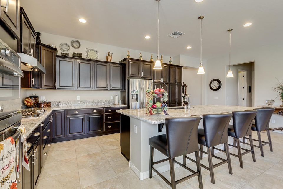Kitchen with Spacious Breakfast Bar
