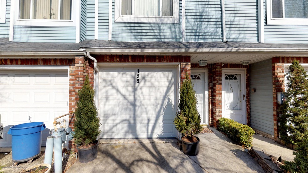 125 Pembrook Loop