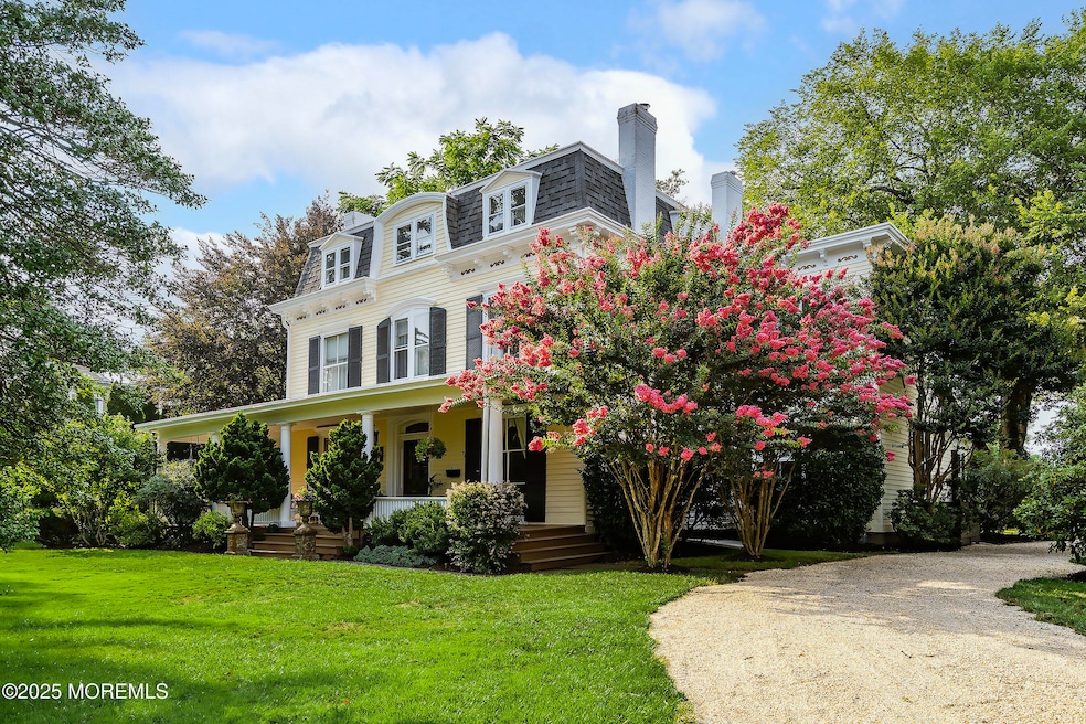 Pending $1,799,000 • Co-Listing Agent