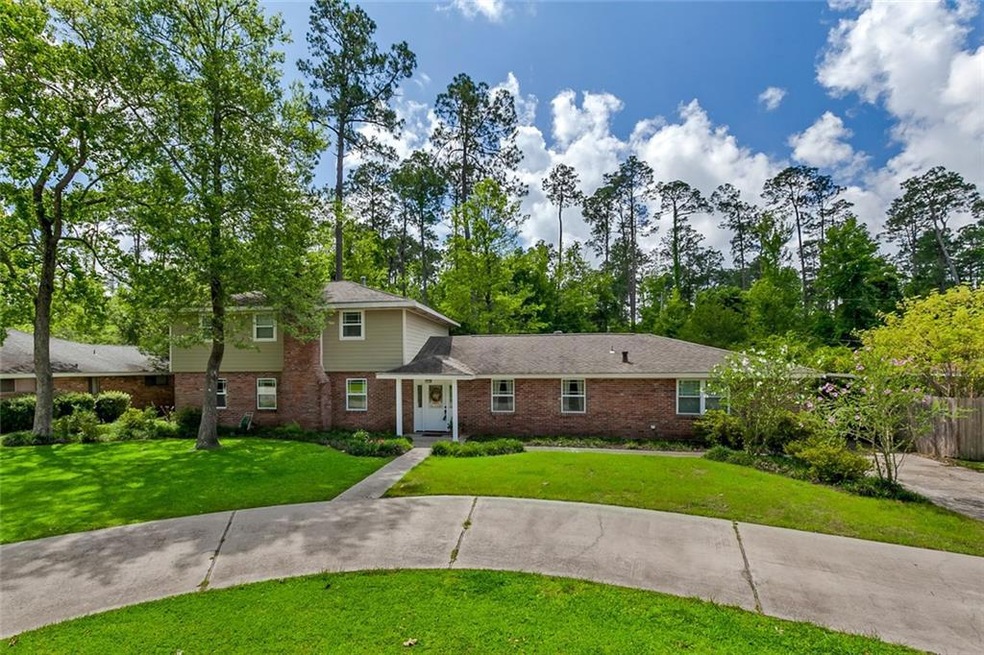 121 W Pinewood Dr, Slidell, LA 70458 - photo 1