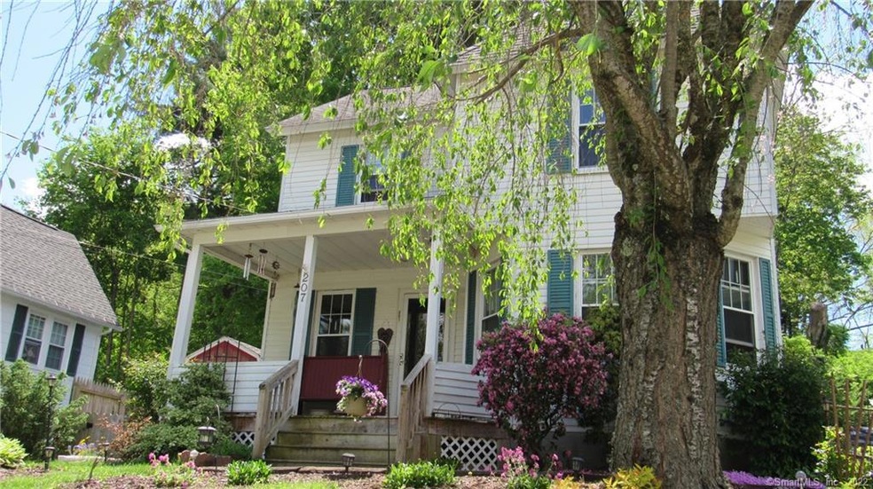 207 Mckinley St, Torrington, CT 06790 - photo 1