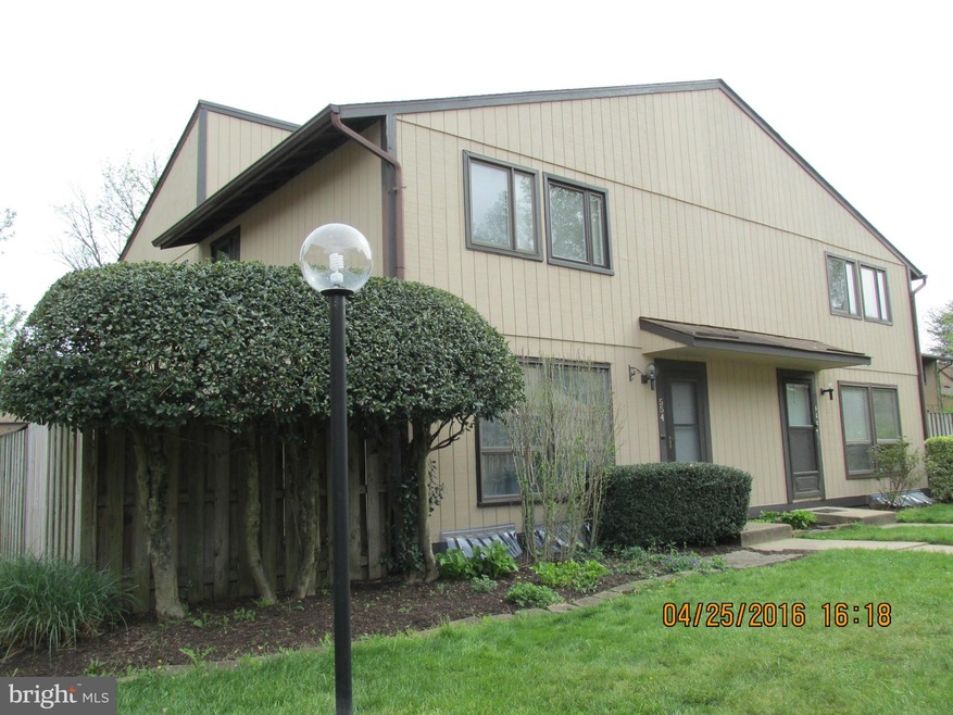 554 West Ct, Glen Burnie, MD 21061 - photo 1