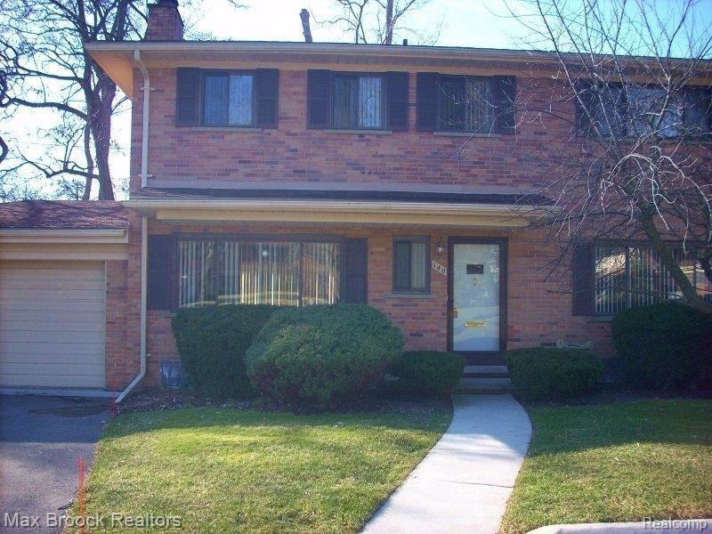 140 E Hickory Grove Rd unit 4, Bloomfield Hills, MI 48304 - photo 1