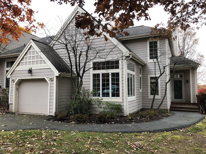 484 Overlook Dr, Hawley, PA 18428 - photo 1