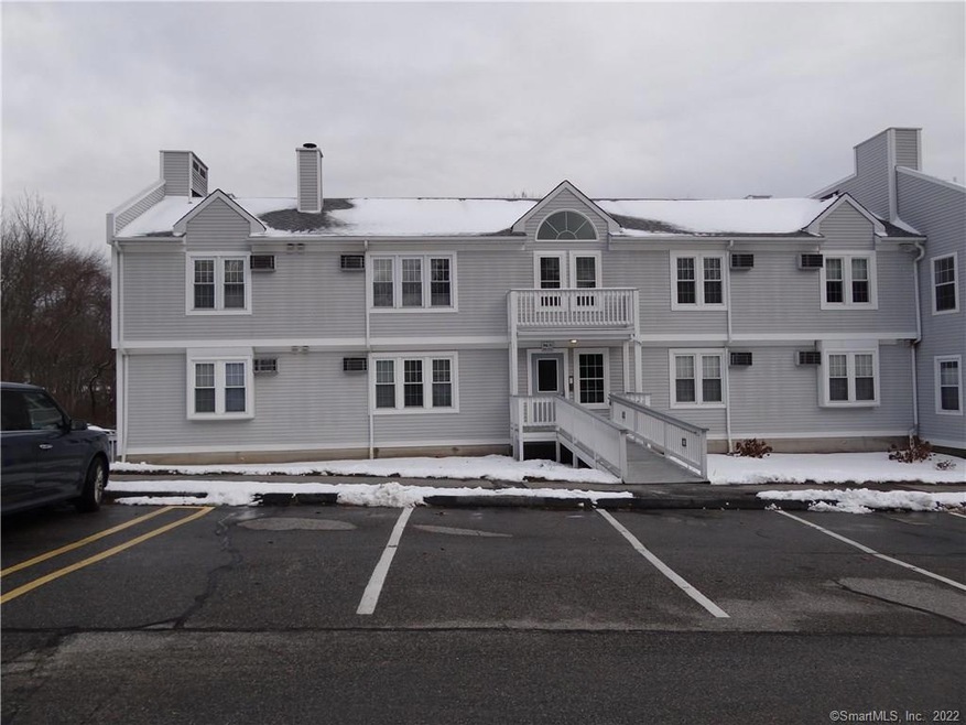 Longview Village Condominiums unit 23, Waterford, CT 06385 - photo 1