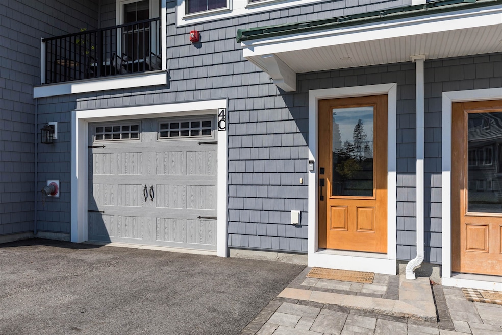 For Sale $709,900 • Co-Listing Agent