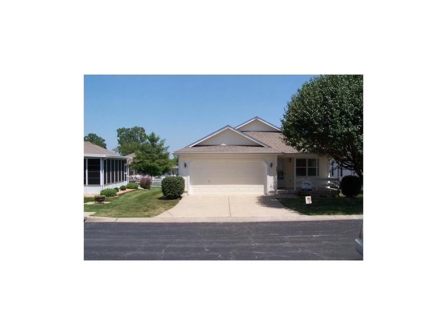 521 S Poseidon Way, Raymore, MO 64083 - photo 1