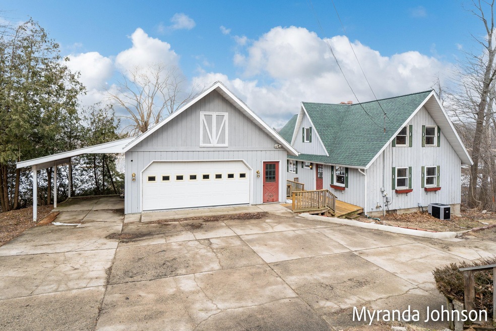7011 S Brooks Road , Fruitport, Michigan