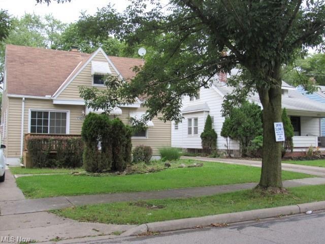 17401 Mapleboro Ave, Maple Heights, OH 44137 - photo 1