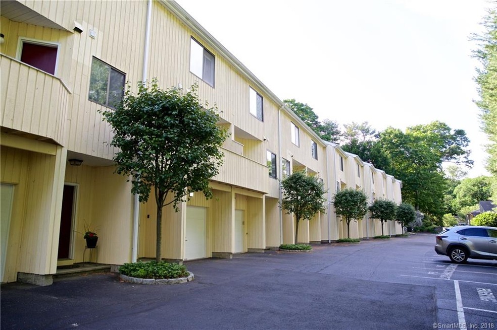 Welcome to Flax Hill Green conveniently located to