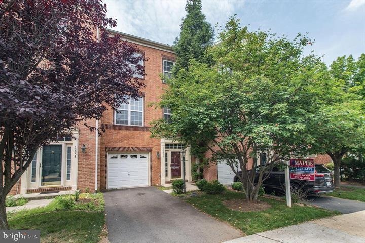 12956 Park Crescent Cir, Herndon, VA 20171 - photo 1