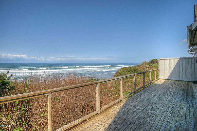 Ocean Front Deck
