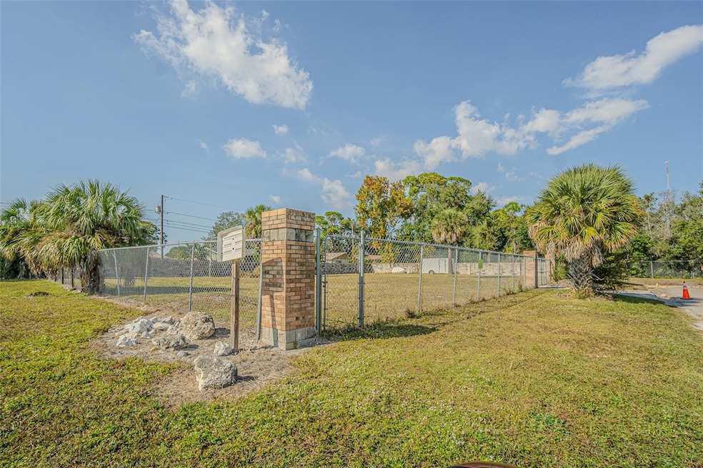 7598 90th St, Largo, FL 33777 - photo 1