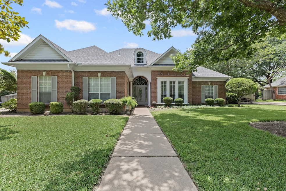 For Sale $485,000 • Co-Listing Agent