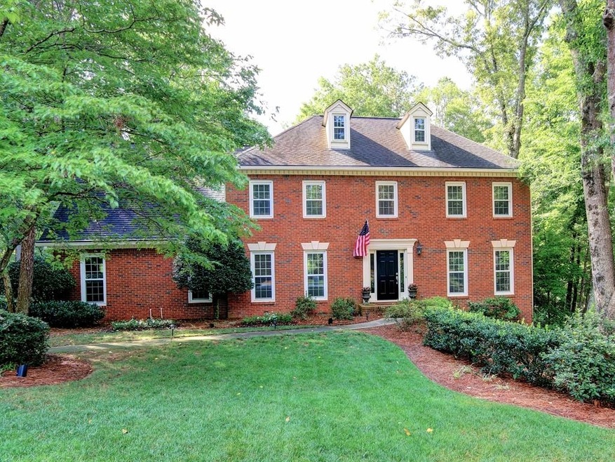 Beautiful river front home on cul de sac street