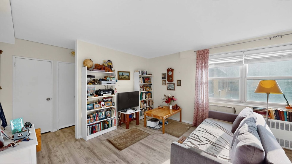 For Sale $295,000 • Co-Listing Agent