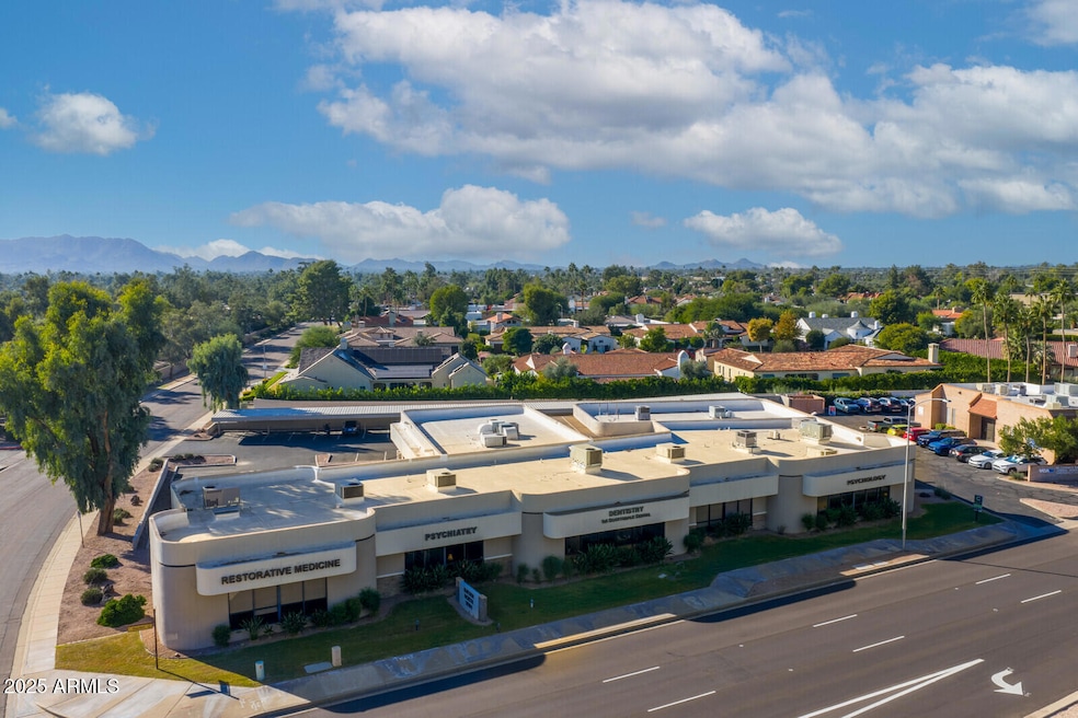 10304 N Hayden Rd, Scottsdale, AZ 85258 - photo 1