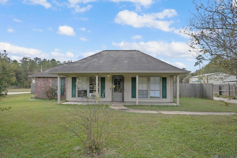 26671 Oliver Wheat Rd, Livingston, LA 70754 - photo 1