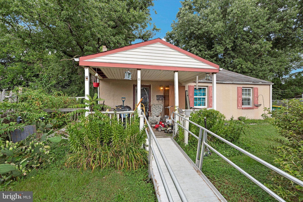 306 Frazer Place, New Castle, DE 19720 - photo 1