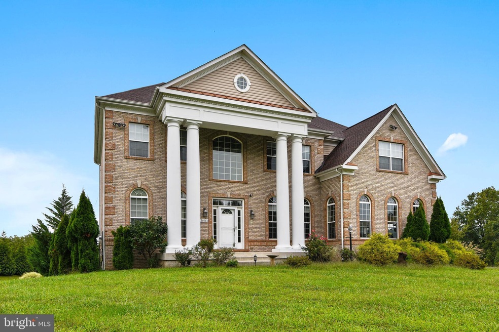 20173 Gleedsville Rd, Leesburg, VA 20175 - photo 1