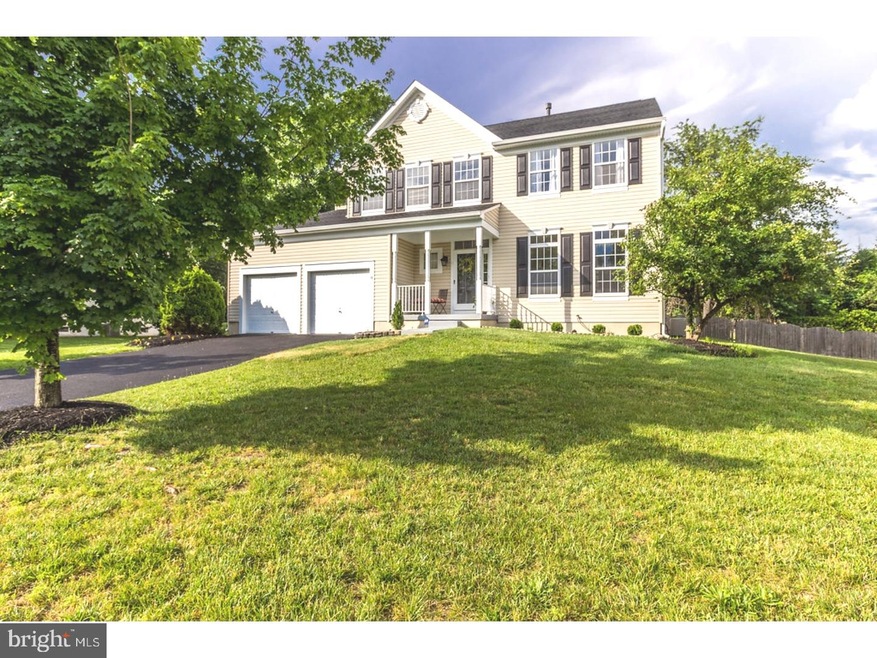 10 Indian Ln, Burlington, NJ 08016 - photo 1